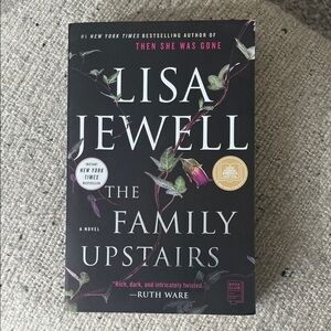 Lisa Jewell Black Coffee Table Book